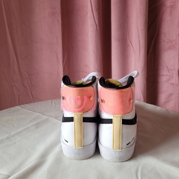 Nike Blazer Mid 77 - Picture 5 of 7